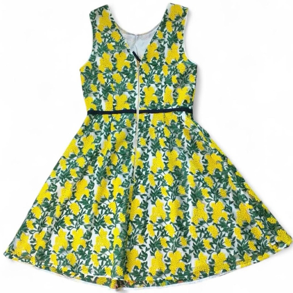 Draper James Goldenrod Embroidery Dress Size 8 Floral Yellow Green - Picture 3 of 5